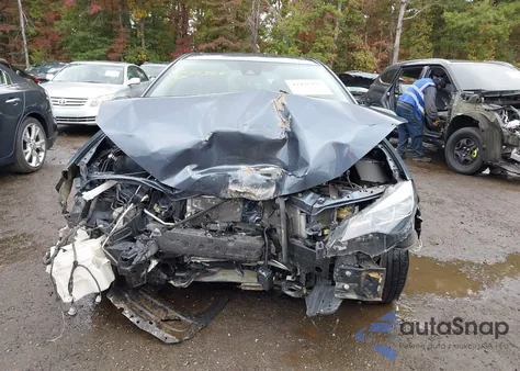2019 Toyota Corolla Se from USA, damaged, VIN 2T1BURHE2KC161170